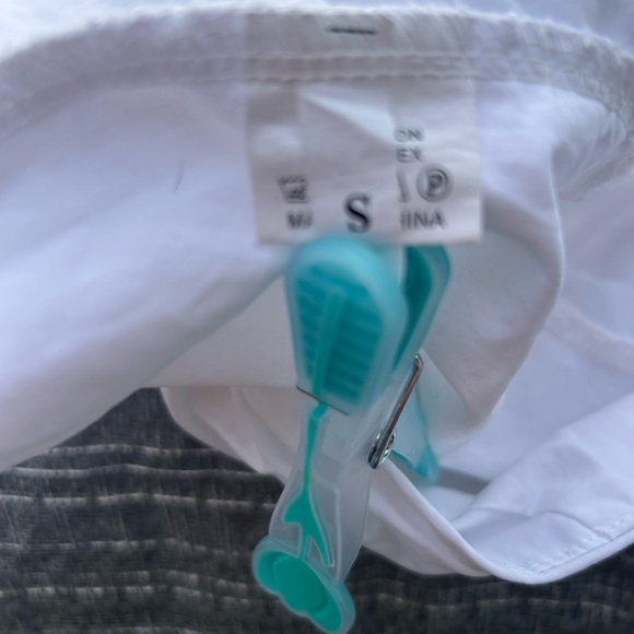 White Halter Top with string tie front - small - Picture 6 of 6